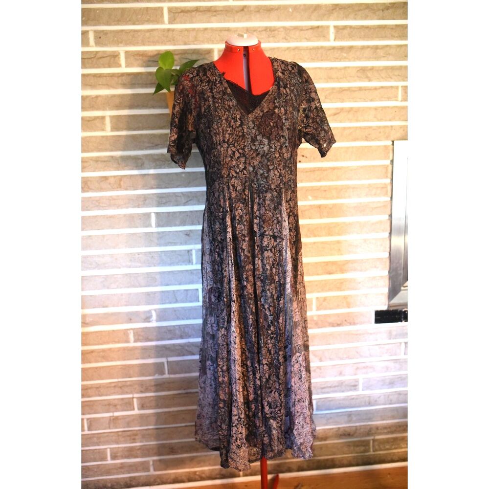 Vintage Maxi M Whimsygoth witchy fall dark academia lace floral dress brown